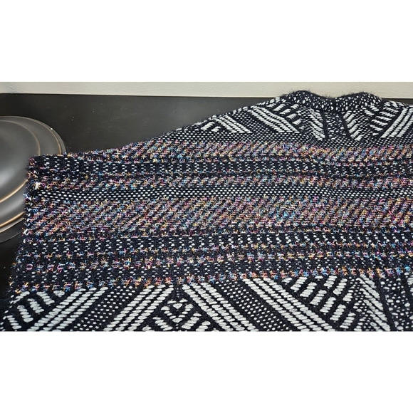 Anthropologie Molly Bracken EUC Wrap Sweater Cardigan Poncho M/L Bohemian Aztec - Picture 8 of 16